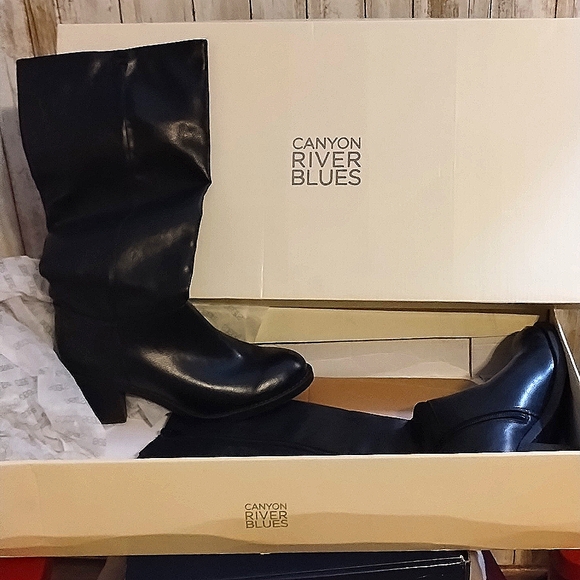 Canyon River Blues Knee High Boots (Brynn) -- Size 8.5 - Picture 1 of 2